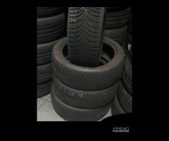 Gomme seminuove  215 45 18 nexen