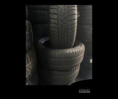 Gomme seminuove 245 45 18 pirelli invernali