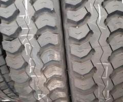 Gomme pneumatici nuovi 13 22.5 Pirelli