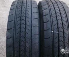 Coppia di pneumatici usati 215 75 17.5 pirelli