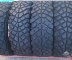 4 gomme usate 235 75 15 ricoperte