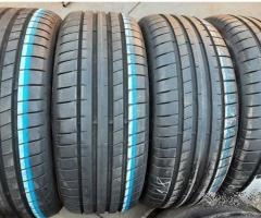 4 gomme usate 225 45 19 run flat