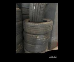 Gomme seminuove 235 50 19 continetal