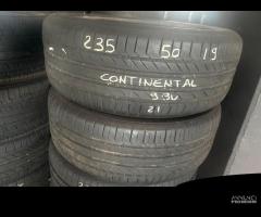 Gomme seminuove 235 50 19 continetal