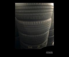 Gomme seminuove  245 45 20 pirelli