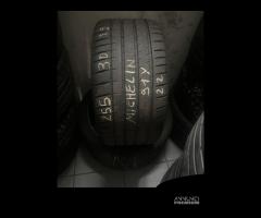 Gomme seminuove 255 30 19 michelin