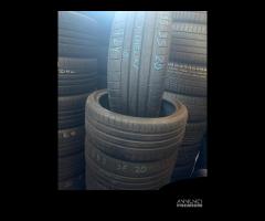 Gomme seminuove 235 35 20 michelin