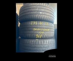 Gomme seminuove 235 40 19 bridgestone