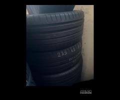 Gomme seminuove 235 45 19 michelin - 2