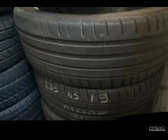 Gomme seminuove 235 45 19 michelin - 3