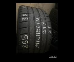 Gomme seminuove 255 30 19 michelin - 3