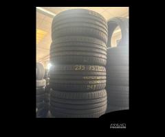 Gomme seminuove 235 35 19 tracmax