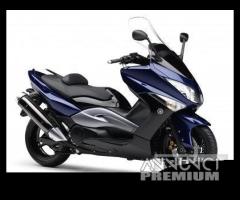 Ricambi YAMAHA T-MAX 500 01-11 IN VARI COLORI