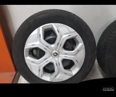 Cerchi con Gomme e Copricerchi Renault Twingo - 11