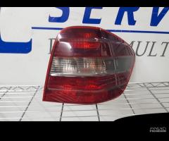 Fanale Stop DX Mercedes ML (W164) - 2005 a 2011