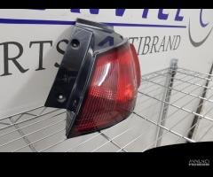 Fanale Stop Destro Mitsubishi Colt - 6