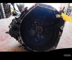 cambio manuale 6 marce 1.5 D nissan qashqai J10 - 2