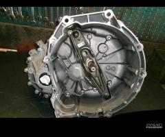 Cambio bmw 118i 2020 f40 b38a 150 manuale - 4