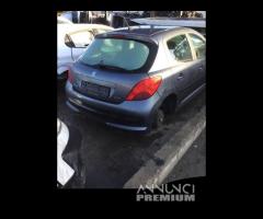 Peugeot 207 anno 08