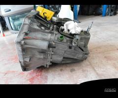 cambio manuale 6 marce 1.5 d  nissan qashqai j10