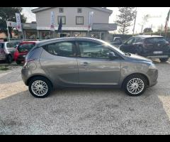 Lancia Ypsilon 1.2 69 CV 5 porte GPL Ecochic Elle