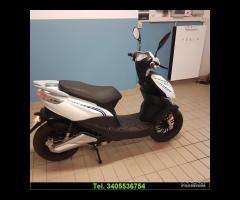 F17 BIANCO SCOOTER  L1e = 50cc DISPONIBILE - 3