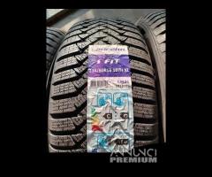 4 Gomme NUOVE 235 60 18 Invernali Laufenn