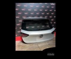 Baule Opel Corsa F