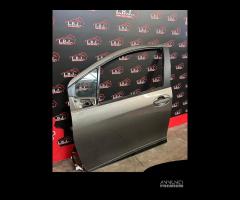 Porta anteriore sinistra Toyota Yaris