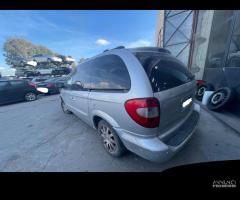 Ricambi Chrysler Grand Voyager 2.5 CRD del 2002 - 24