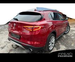 Ricambi Alfa Romeo Stelvio 2.0 benz 280cv del 2017 - 3