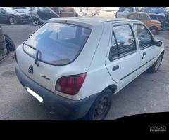 Ricambi Ford Fiesta 1.3 benz 50cv del 1998 - 16