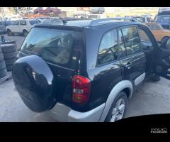 Ricambi Toyota Rav4 2.0 D-4D 116cv del 2004 - 12