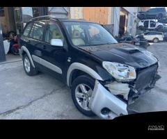 Ricambi Toyota Rav4 2.0 D-4D 116cv del 2004 - 15