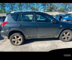 Toyota rav 4 2008 ricambi disponibili - 3