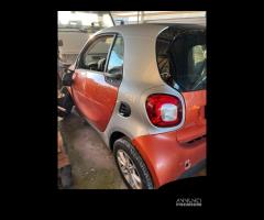 Smart fortwo 2016 ricambi disponibili