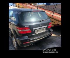 Mercedes classe B 180 cdi ricambi disponibili - 1