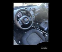 RICAMBI USATI AUTO MINI Countryman 1Â° Serie Benzi - 8