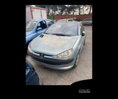 Peugeot 206 cc 1600 ricambi disponibili