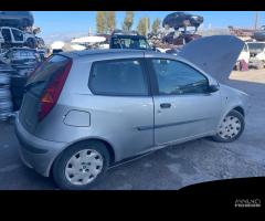 Ricambi Fiat Punto 1.9 JTD 80cv del 2003