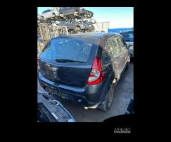 RICAMBI USATI AUTO DACIA Sandero 1Â° Serie Benzina