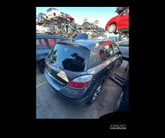 RICAMBI USATI AUTO OPEL Astra H Berlina Diesel 1.7