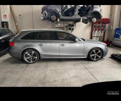 Audi a4 2011 ricambi disponibili - 2