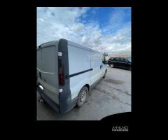 Ricambi Nissan Primastar 2.5 diesel 135cv del 2006