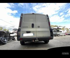 Ricambi Nissan Primastar 2.5 diesel 135cv del 2006