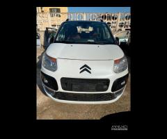 Citroen C3 Picasso 2013 ricambi disponibili - 1