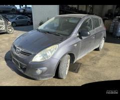 RICAMBI USATI AUTO HYUNDAI i20 1Â° Serie Benzina 1