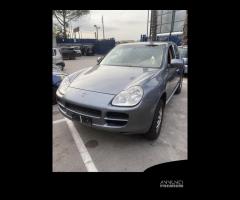 RICAMBI USATI AUTO PORSCHE Cayenne 1Â° Serie Benzi