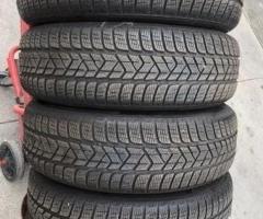 4 gomme usate invernali 245 40 19 Pirelli