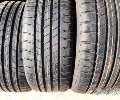 4 gomme nuove 215 40 18 brigestone